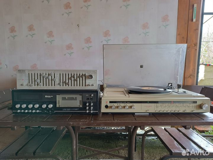 Виниловый проигрыватель, эквалайзер