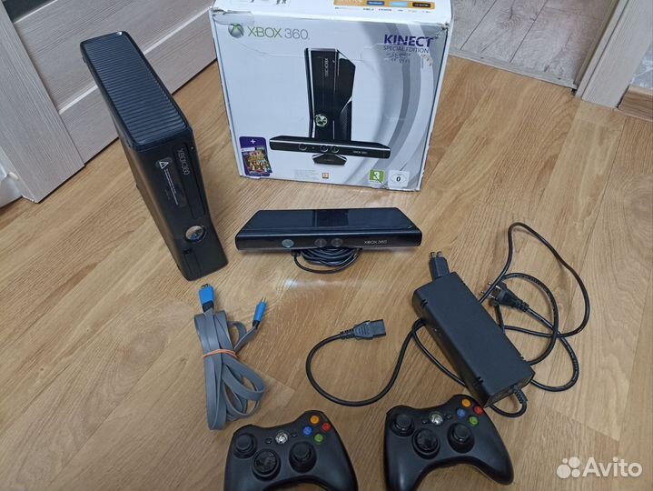 Xbox 360 slim 1000gb Freeboot Rgh 3.0 + Kinect