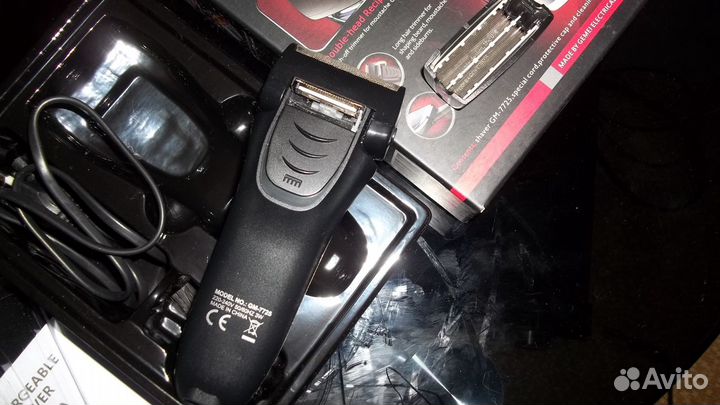 Электробритва progemei GM-7725