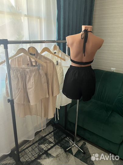 Костюмы летние женские