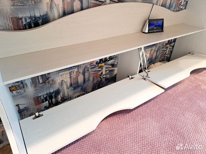 Двухъярусная кровать бу с матрасами