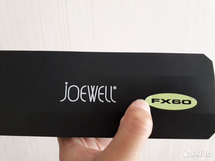 Фен,ножницы,брашинги и расчёски