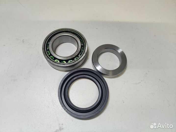 Комплект подшипников колёса задняя Jeep CherokeeXJ