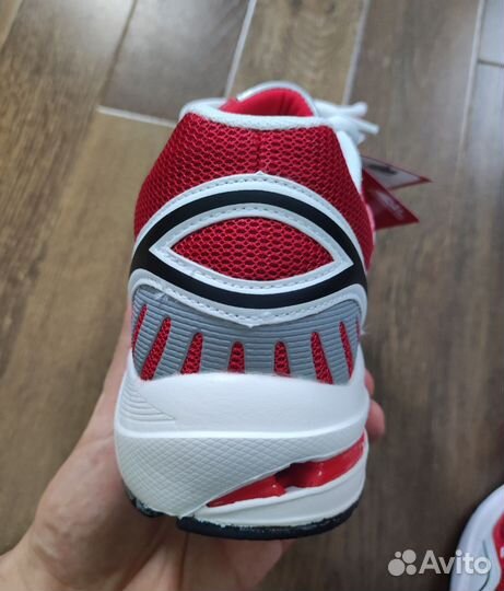 Forward кроссовки