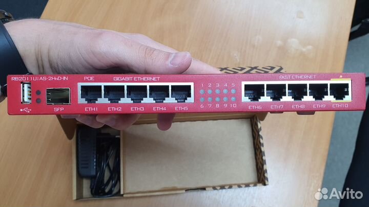 Wi-Fi роутер Mikrotik RB2011UiAS-2HnD-IN