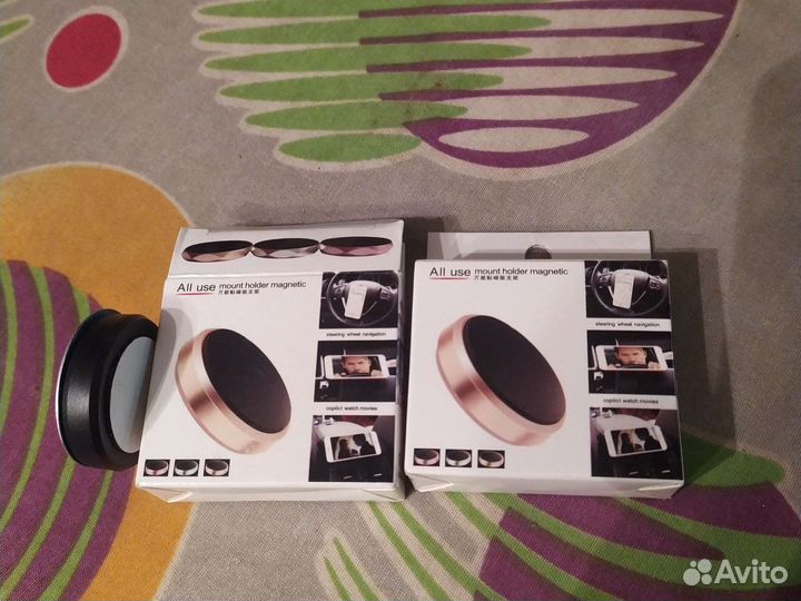 Автомобильный магнитный держатель