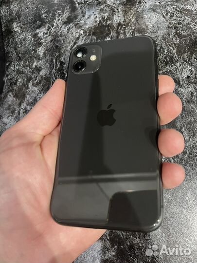 iPhone 11, 64 ГБ