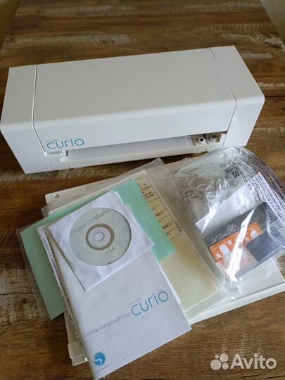 Режущий плоттер silhouette curio