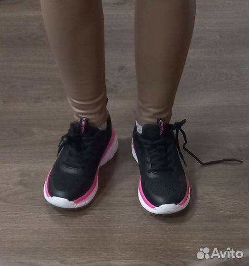 Кроссовки легкие 36р
