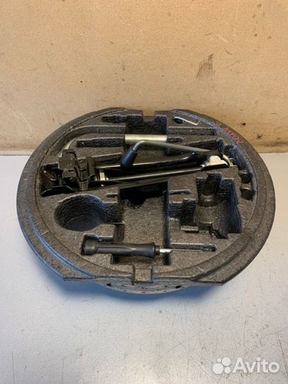 Ящик под инстумент Volkswagen Golf 6