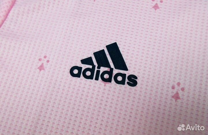 Форма розовая Арсенал Лондон сезон 23/24