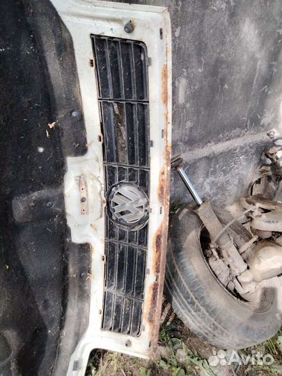 Капот Volkswagen LT 1995-2006