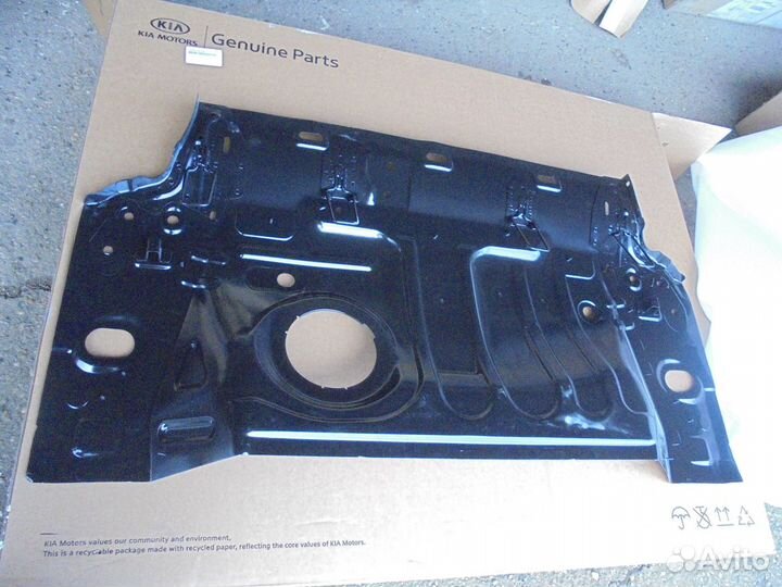 Панель пола Renault Duster