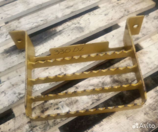 Подножка 259-3543 c экскаватора Cat 330DL