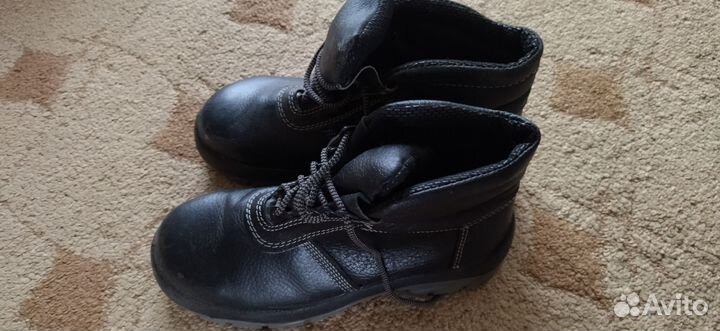 Строительные ботинки