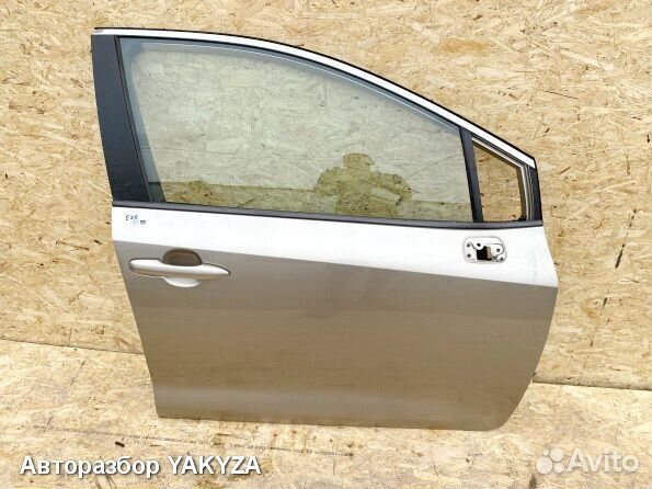 Дверь передняя правая Toyota Corolla Королла Е210