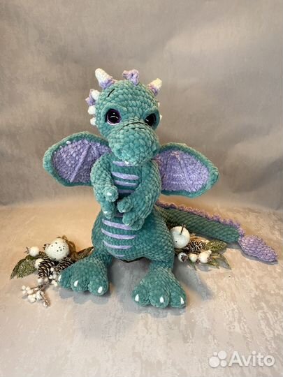 Дракон амигуруми вязанный