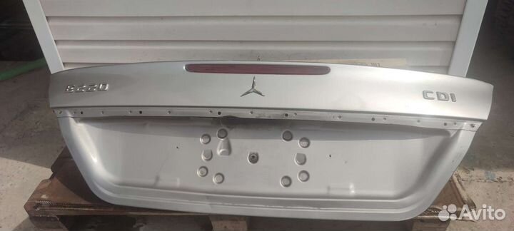 Мерседес W 211 крышка багажника