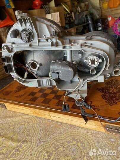 Корпус фары на мерселес w 210