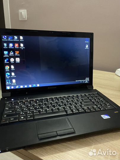 Lenovo b560