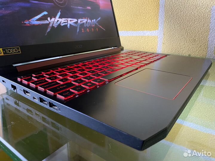Acer Nitro V / Core i5-8300H / GTX 1050