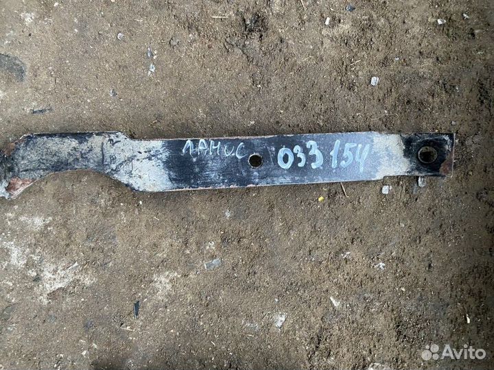 Кронштейн крепления генератора Chevrolet Lanos 200