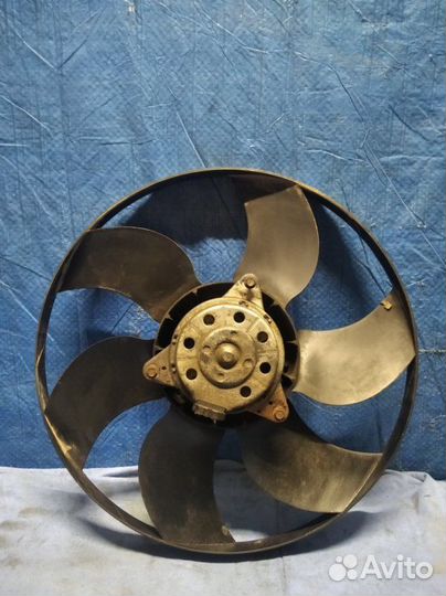 Моторчик вентилятора радиатора Renault Duster F4R