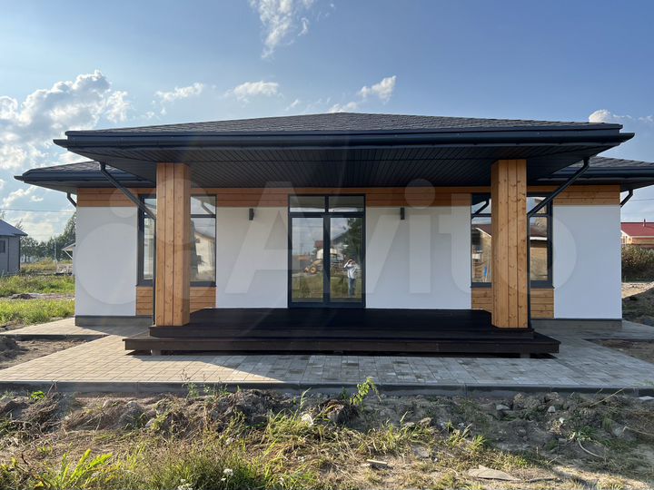 Дом 161,5 м² на участке 9,5 сот.