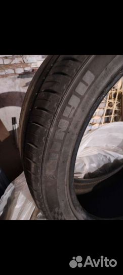 Jinyu YU63 255/40 R20 и 295/35 R20 101Y