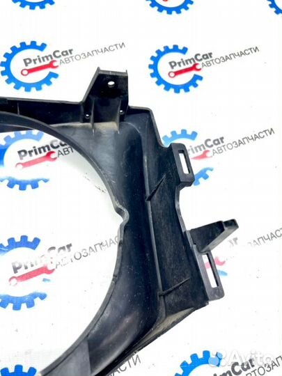 Ободок фары правый Mitsubishi Pajero V21C