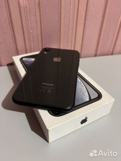 iPhone Xr, 64 ГБ