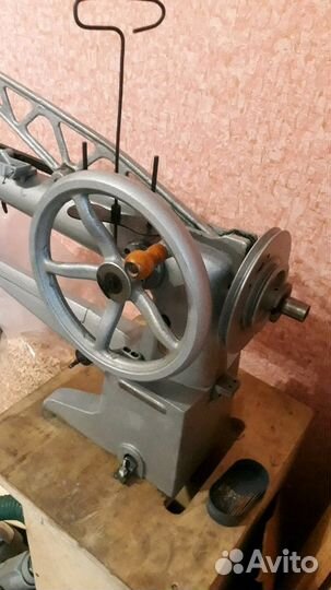 Швейная машинка класс антикварная