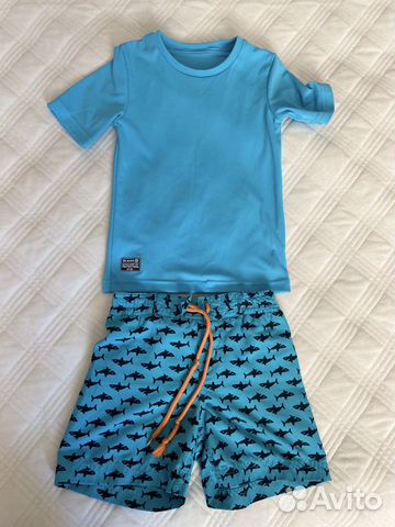 Костюм для купания в доставке