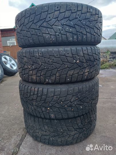 Dunlop SP Winter Ice02 225/50 R17 98