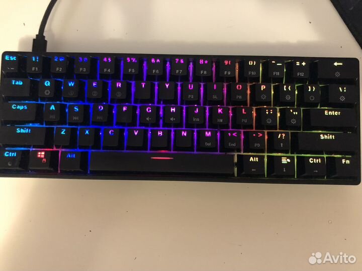 Механическая клавиатура gk61