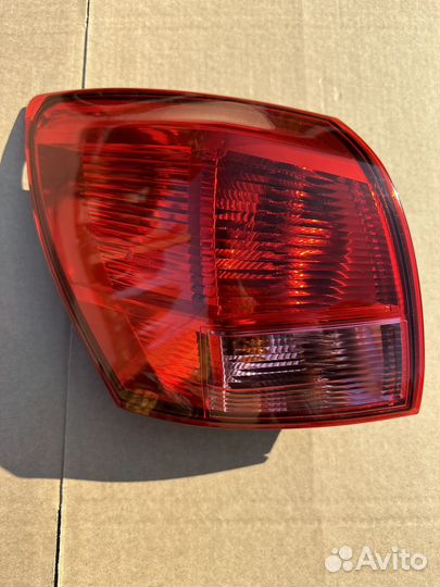 Фонарь задний левый Nissan Qashqai j10