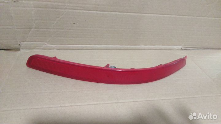 Отражатель в бампер задний левый KIA RIO (2015)