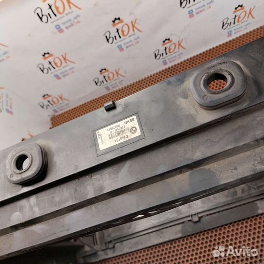 Рамка радиаторов кассета BMW f10 f01 N55 N47 N57