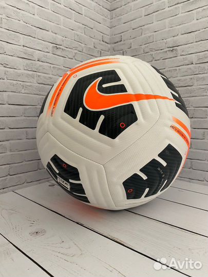 Футбольный мяч профессиональный nike