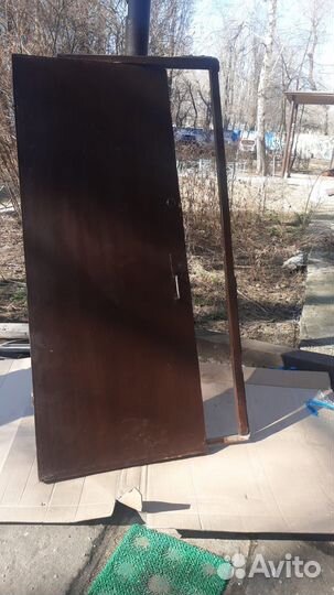 Дверь входная металлическая б/у с коробкой