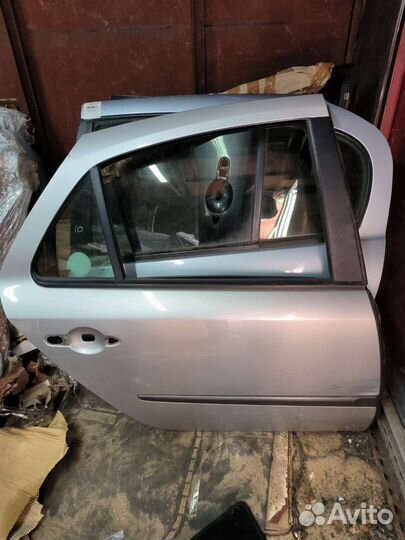 Рено лагуна 2 дверь задняя правая серебро