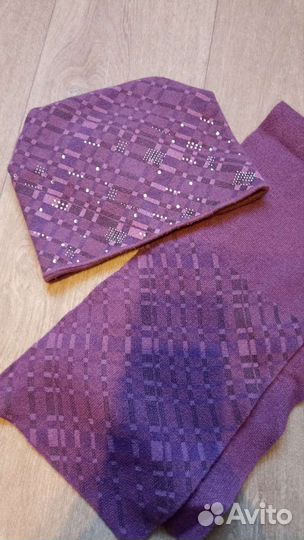 Женская шапка. Шарф