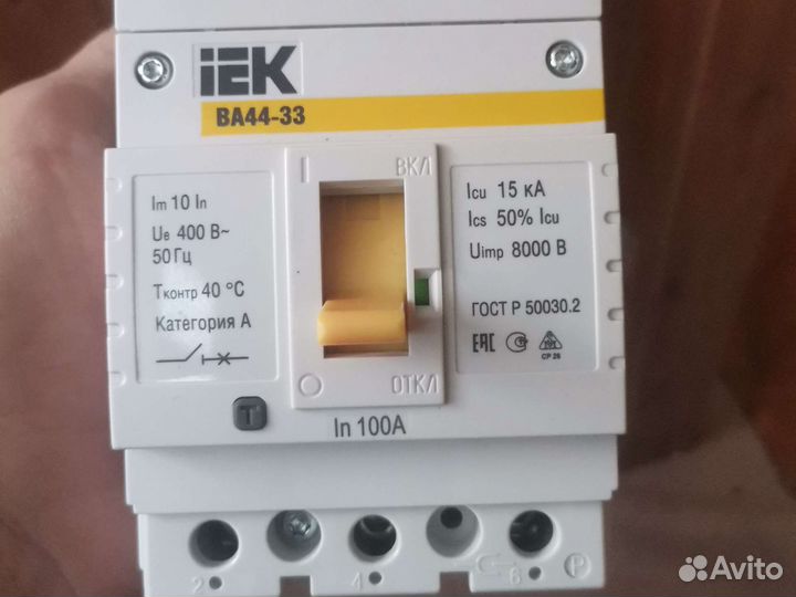Автоматический выключатель 100а