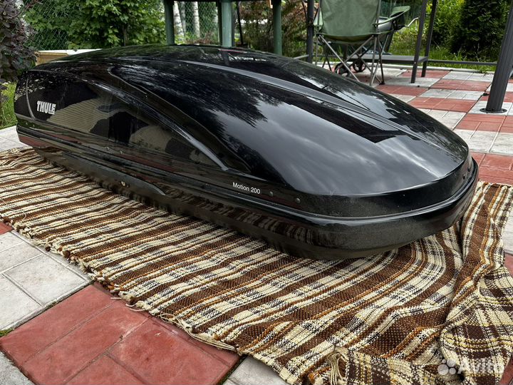Автобокс на крышу Thule Motion 200