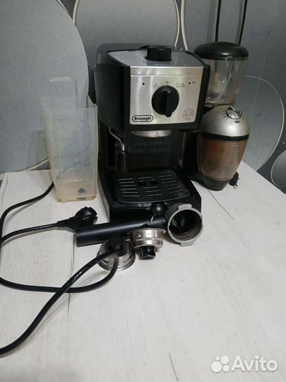Кофемашина delonghi
