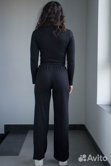Спортивный костюм женский