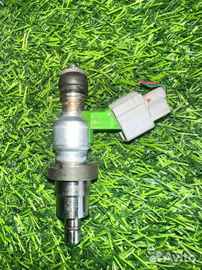Форсунка бензиновая Toyota 1az-fse 2az-fse