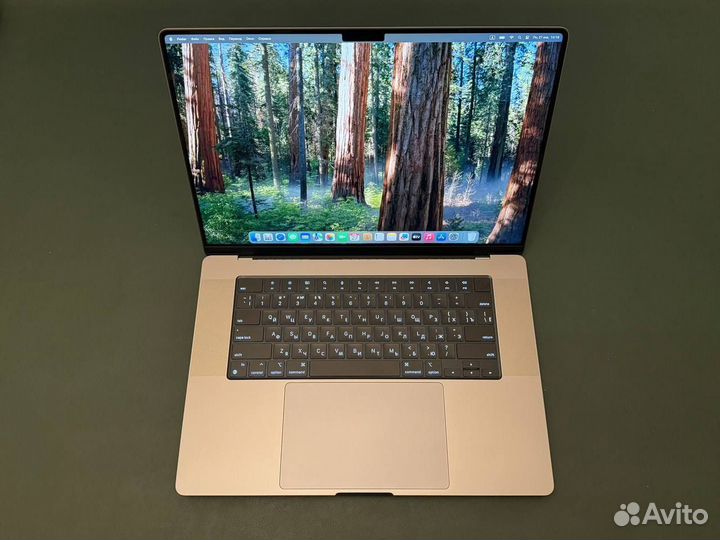 Apple MacBook Pro M1 16