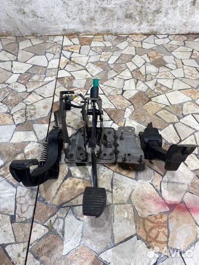 Педальный узел Citroen C4 хэтчбэк TU5JP4 2009