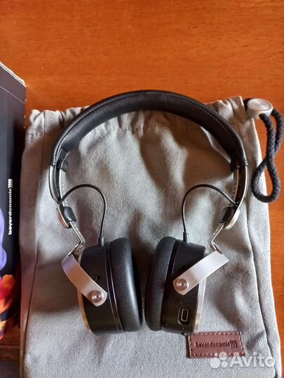 Наушники Bayerdynamic Aventho Wireless